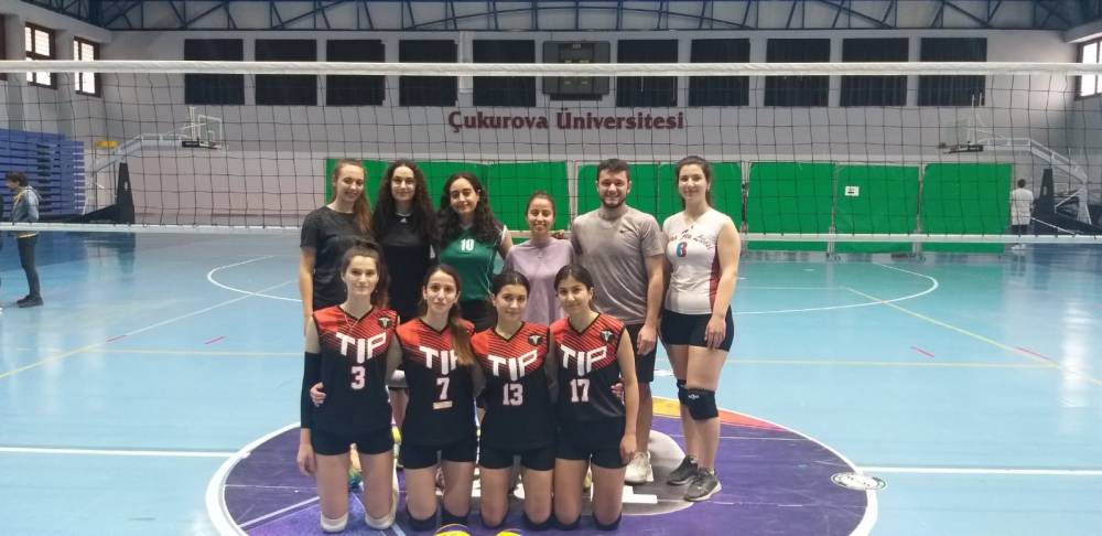 TIP FAKÜLTESİ KADIN VOLEYBOL TAKIMI